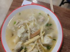 -继红顺河抄手名小吃