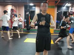 -臻元搏击格斗泰拳拳馆(港隆店)