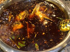 -肖肖酸萝卜鱼火锅(总店)