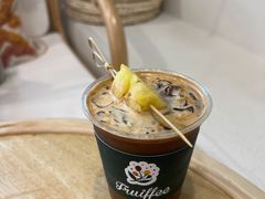 菠萝美式-Fruiffee Cafe 果啡派