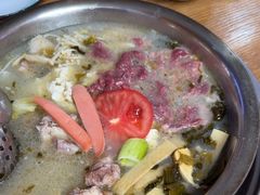 -泸州酸菜豆花火锅川师店