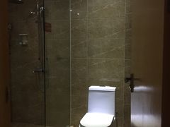 -清水湾酒店(深圳横岗塘坑地铁站店)