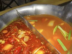 -湊湊火锅·茶憩(新中关购物中心店)