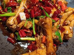 -曼听小寨海鲜烧烤·大连辣炒大王(盖州街店)