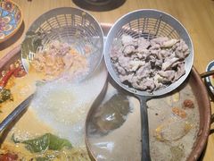 -洱火云南酸菜牛肉火锅(石景山当代商城店)