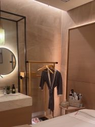 -苑苑vbeauty科技美容SPA