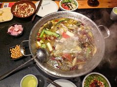 -小饕荟雅安贡椒鱼鲜馆(广福桥店)