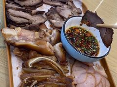 -三只鸟本地特色菜馆(上饶总店)