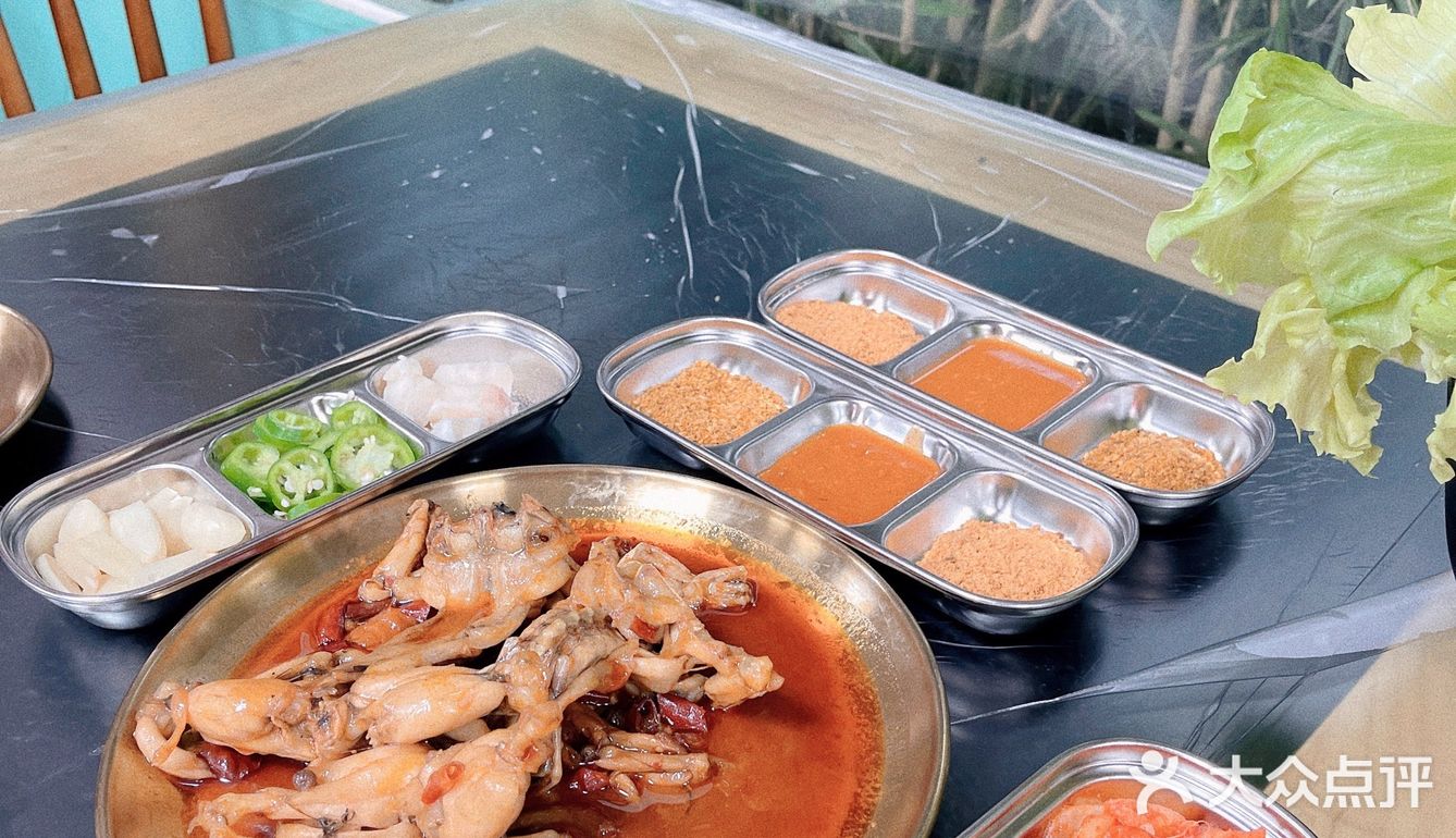 东莞美食｜牛蛙和烤肉可以兼得哦[加油][加油]