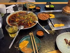 -臻牛烤肉