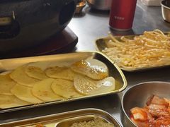 -胡悦里韩式烤肉(芝罘万达广场店)