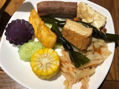 -百荷园蔬食自助餐厅(德辉广场店)