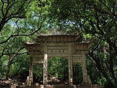 -灵岩山风景区