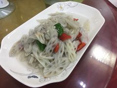 清炒藕苗-魏四小鱼锅贴王