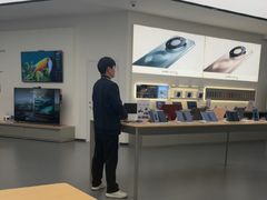 -华为授权体验店(中山公园来福士)