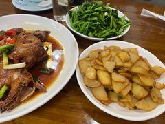 -芦茨金富饭庄·25年老字号·专做稻草鸡