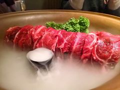 -三出山火锅(南京万象天地店)