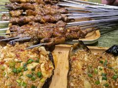 -乡村馕坑肉·烧烤·新疆菜·本地人更爱吃(阿勒泰首店)