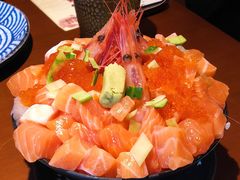 三文鱼火山丼-魔丼屋(日月光店)