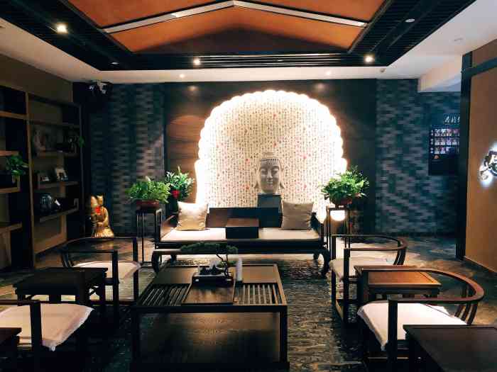 汉仁宫养生坊(新洲店)-"9869♂15足疗98离家挺近的爬山爬得腿