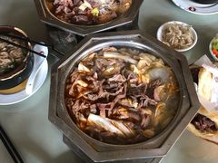 -闫家驴肉老店(华电一校店)