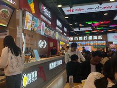 -八一路好吃街(雨田商务大厦店)