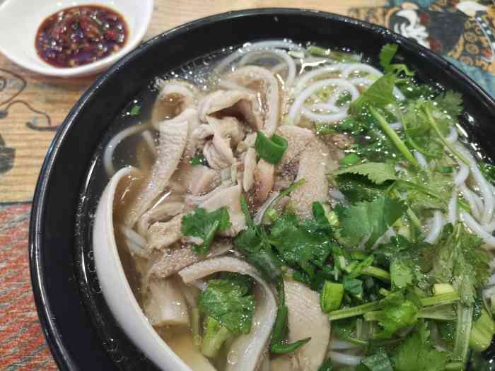 遵义羊肉粉-"奔着羊肉,羊杂碎去的,结果凉拌羊肉口味孩..."-大众点评