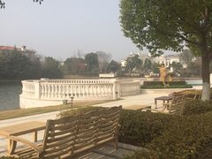 -上海玫瑰园度假酒店