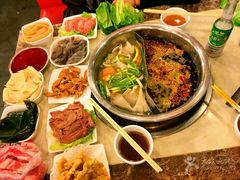 -朱氏胖子烂火锅(洪崖洞店)
