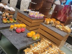 鳗鱼握寿司-索菲特酒店 · 云尚天际自助餐厅