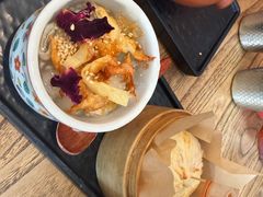 滇味糖腿包-银米·云南传统过桥米线(双廊黑金冠店)