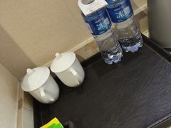 -海亮广场大酒店(万象城中山路地铁站店)