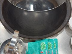 -屯老二农家铁锅炖·行业领军者(梅江店)