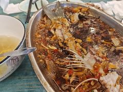 招牌跳水鱼-自游人·美食一楼(三十年名店)