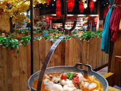 思茅酸汤鱼片-老滇山寨•云南特色菜•地方菜•民族风情歌舞表演(金碧店)