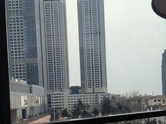 -香格里拉鱼跃地中海西餐厅·牛排披萨