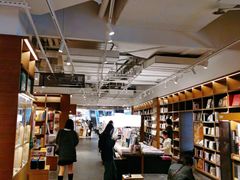 -茑屋书店(天目里店)