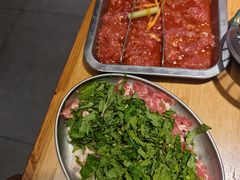 -洱火云南酸菜牛肉火锅(石景山当代商城店)