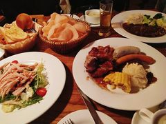 巴伐利亚香肠拼盘-宝莱纳啤酒花园餐厅PAULANER BRAUHAUS Nanjing(广州路店)