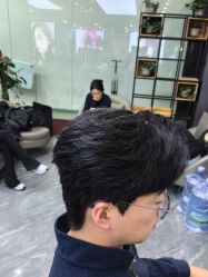 -藤野造型烫染·漂发