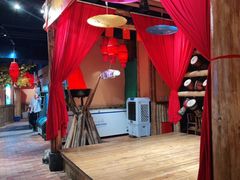 -老滇山寨•云南特色菜•地方菜•民族风情歌舞表演(金碧店)