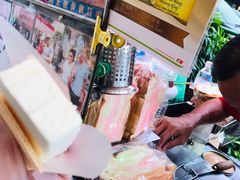 -詹爷爷乌节路街头冰淇淋