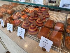 -VERIE BAKEHOUSE