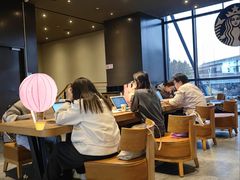 -星巴克臻选(金桥国际店)