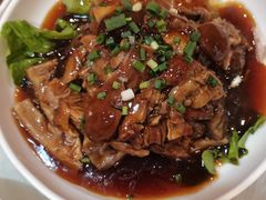 红烧肘子-大鸭梨烤鸭店(古城店)