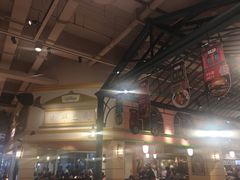 -大食代美食广场(上海中心店)