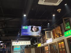 -马路牙子烧烤音乐酒馆(望京店)
