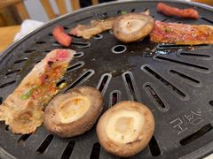 -青瓦餐厅·生鱼片·韩园烤肉(西塔店)