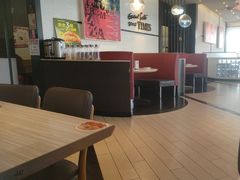 -必胜客(绿地新都会店)