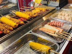 自助取餐区-小魏哥果仁烤面筋
